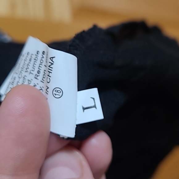 NWOT ✨️ Polkadot off the shoulder, long maxi dress 🤍🖤 - Picture 5 of 6